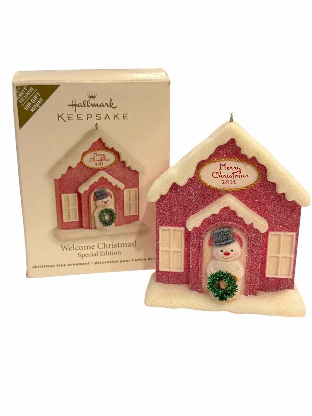 Hallmark Keepsake Ornament Welcome Christmas 2011 Frosted Pink House Wreath